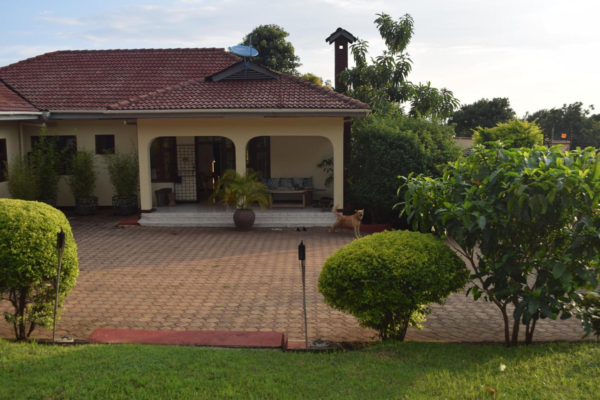 Stasumo House Arusha Bed & Breakfast Dış mekan fotoğraf